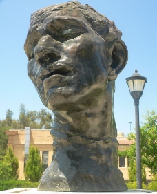 罗丹雕塑作品 人体头部图片