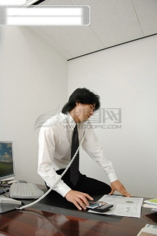 办公男性商业男性特写办公工作表情休闲姿势全方位平面设计素材辞典