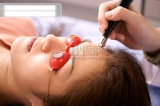 医学治疗疗养美容按摩仪器器具广告素材大辞典