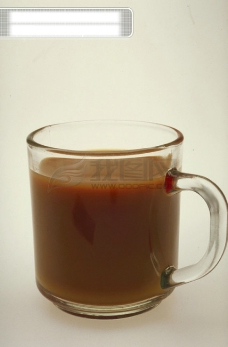 大众饮品 饮料 品尝 美味 解渴 果汁 奶茶 玻璃杯 下午茶 广告素材大辞典